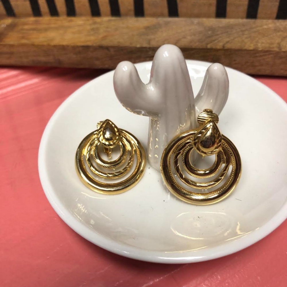 Vintage Gold Layered Hoop Clip On Earrings